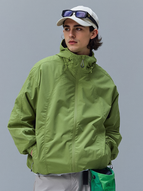 Lightweight Outdoor Water-repellent Windbreakers