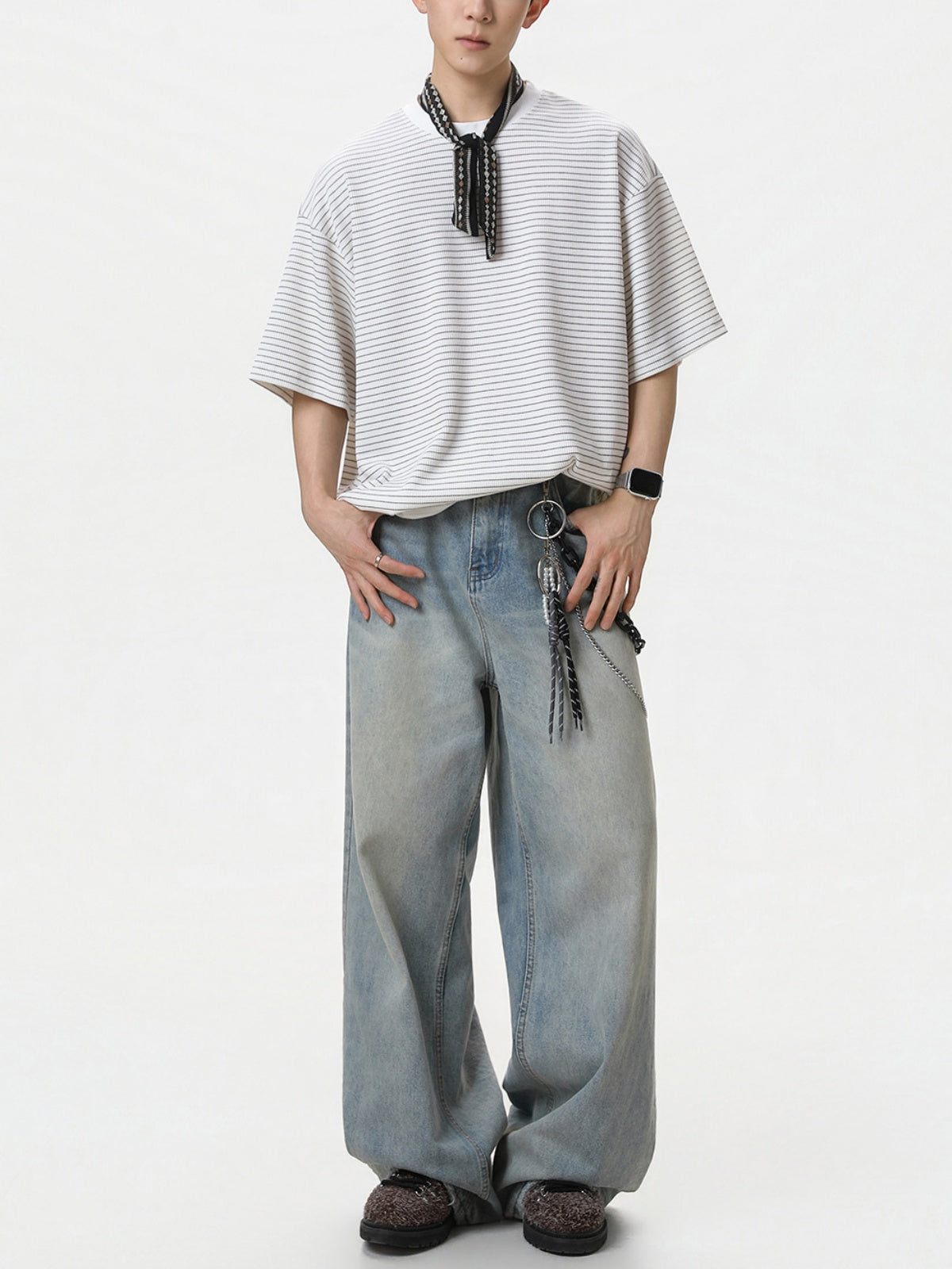 Simplicity Black And White Stripes T-shirts