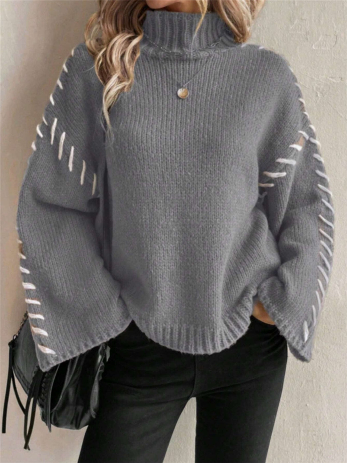 Turtleneck Contrasting Colors Solid Color Knitted Sweater