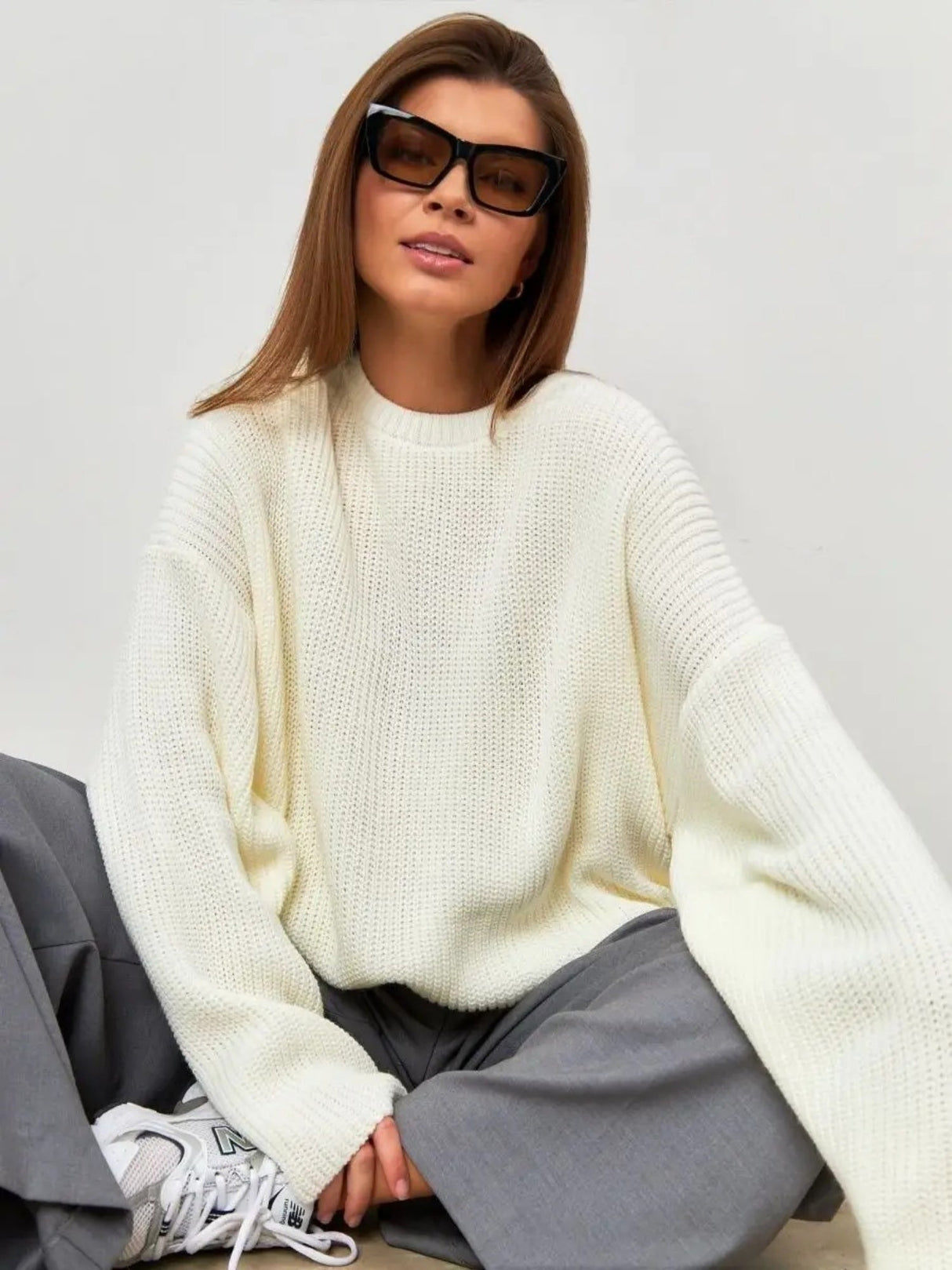 Liber Crew Neck Solid Color Knitted Sweater