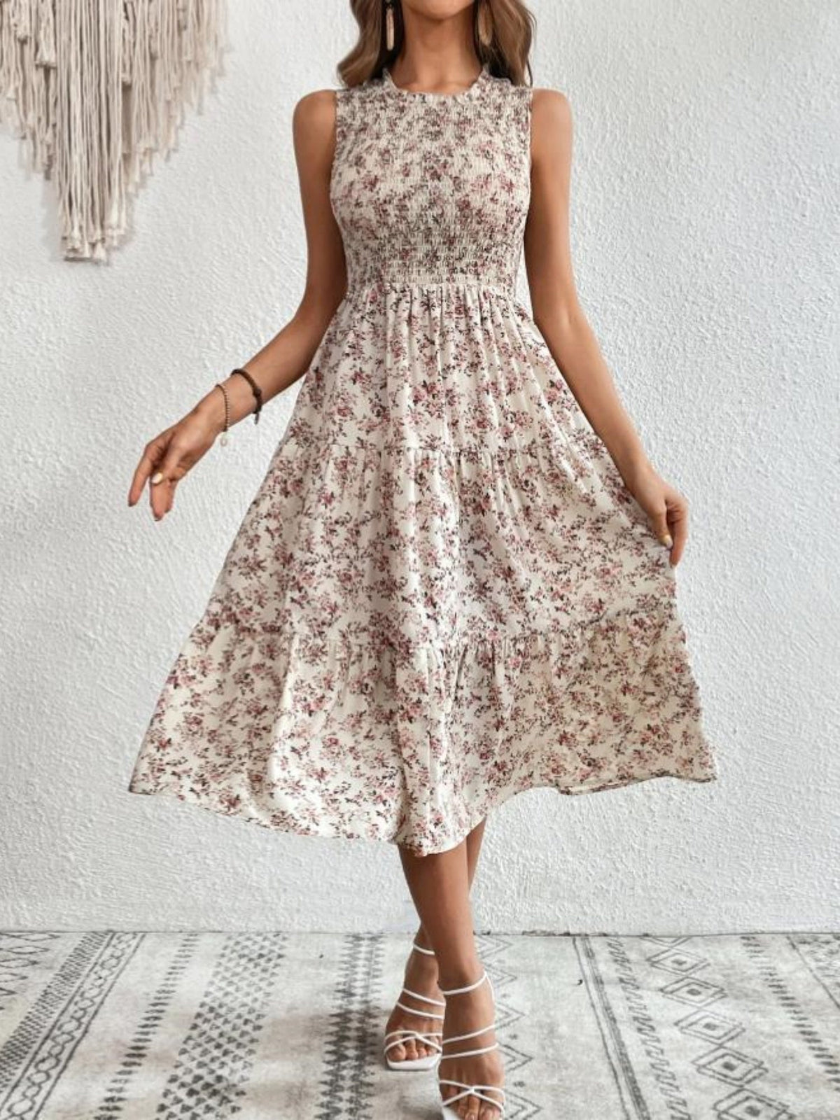 Floral Print Round Neck Sleeveless Maxi Dresses