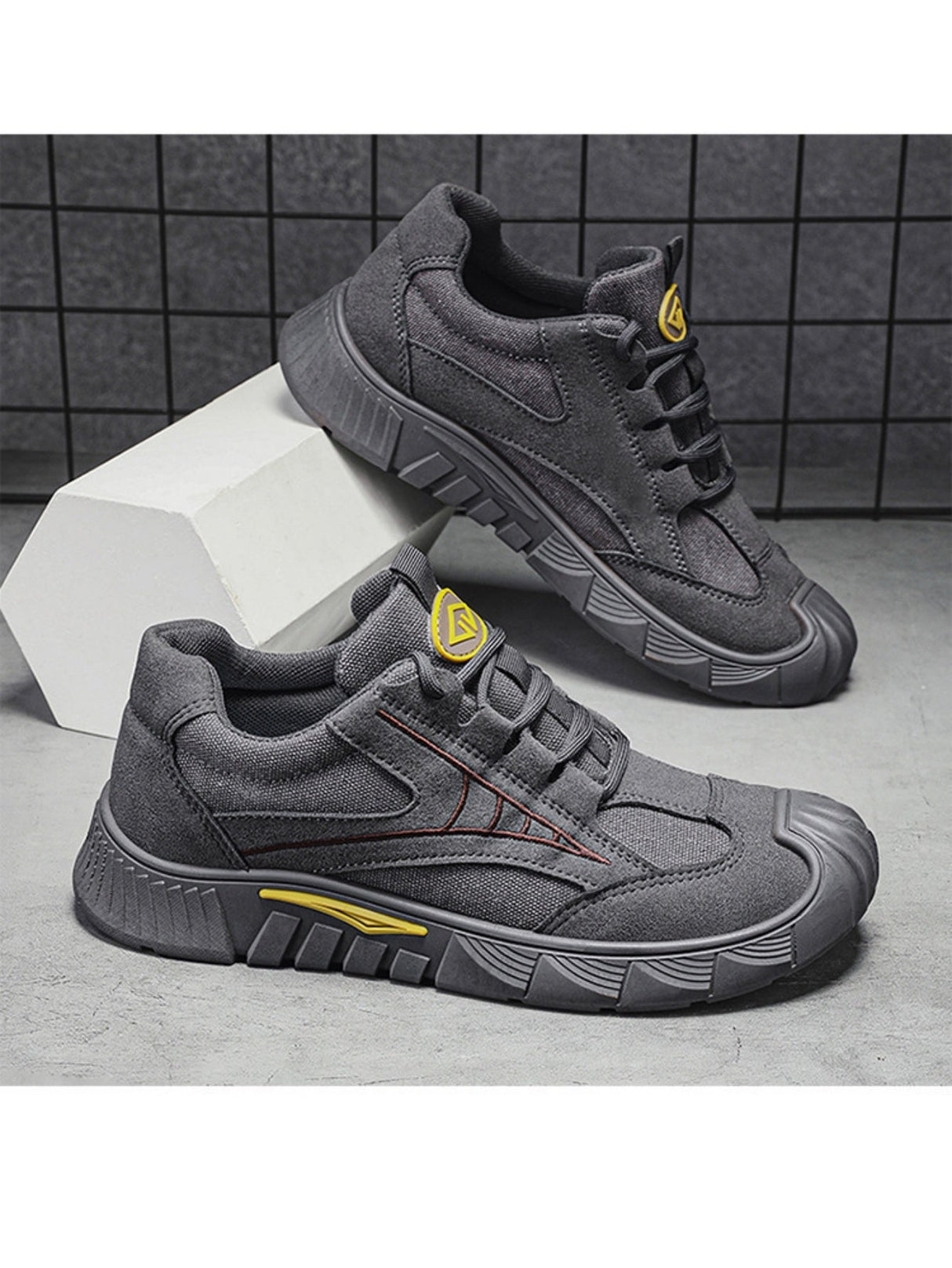 Liber All-season Men's Casual Sneakers