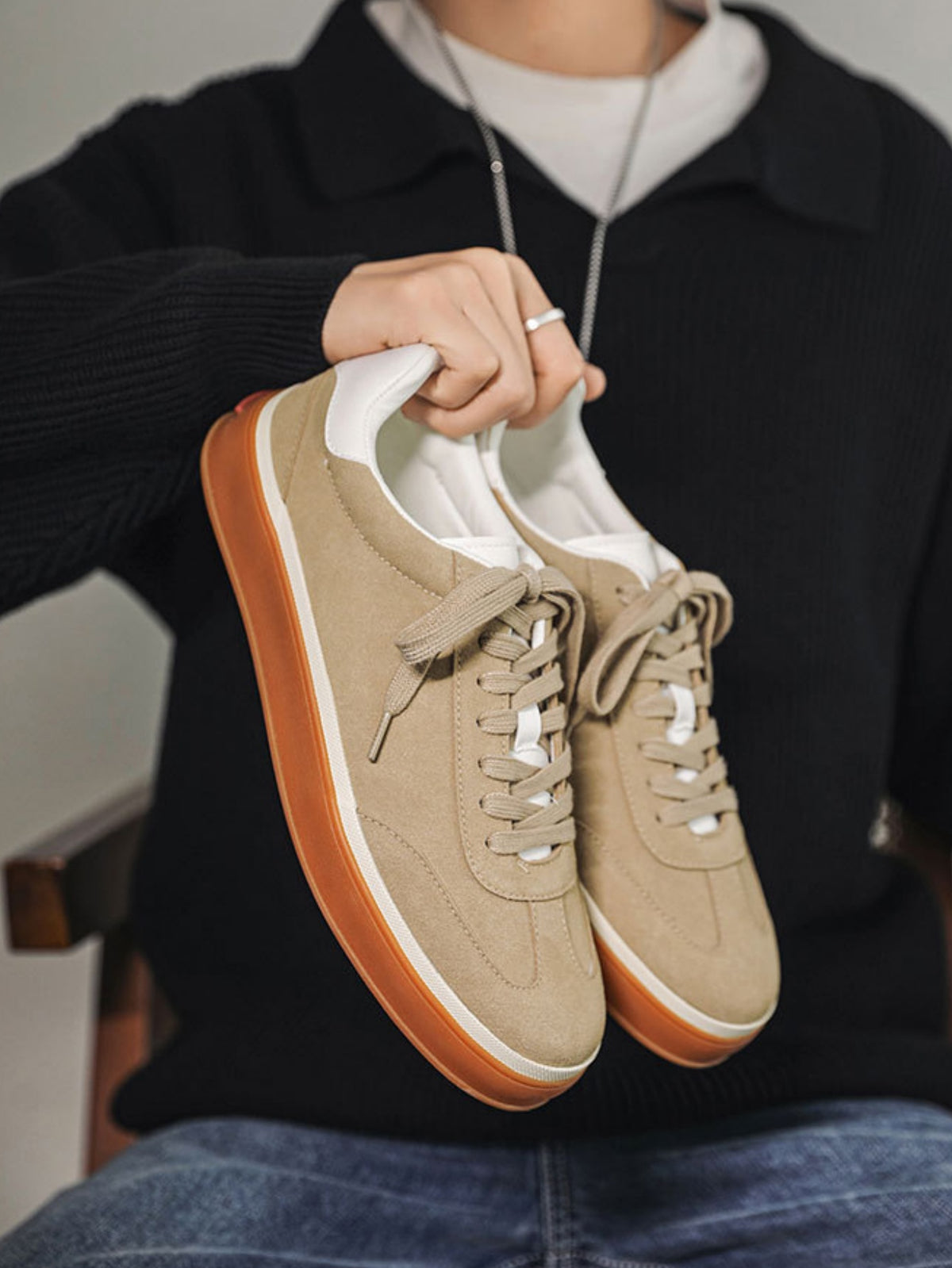 Color-blocked Casual Sneakers