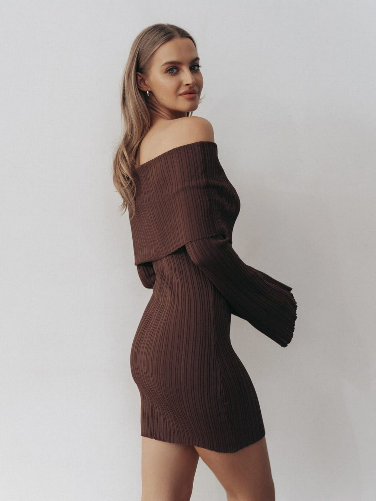 Off-the-shoulder Long-sleeved Sexy Bodycon Short Dress