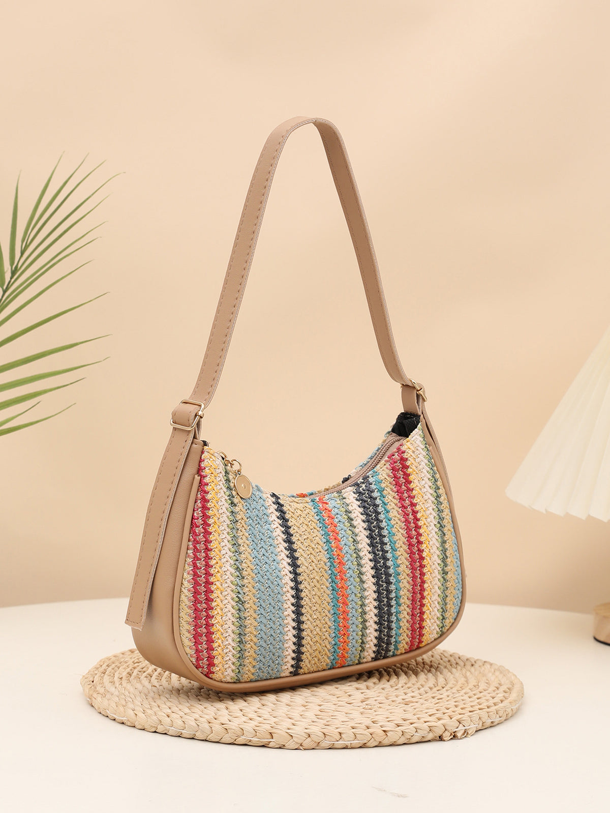 Colorful Straw Shoulder Bag For Vacation