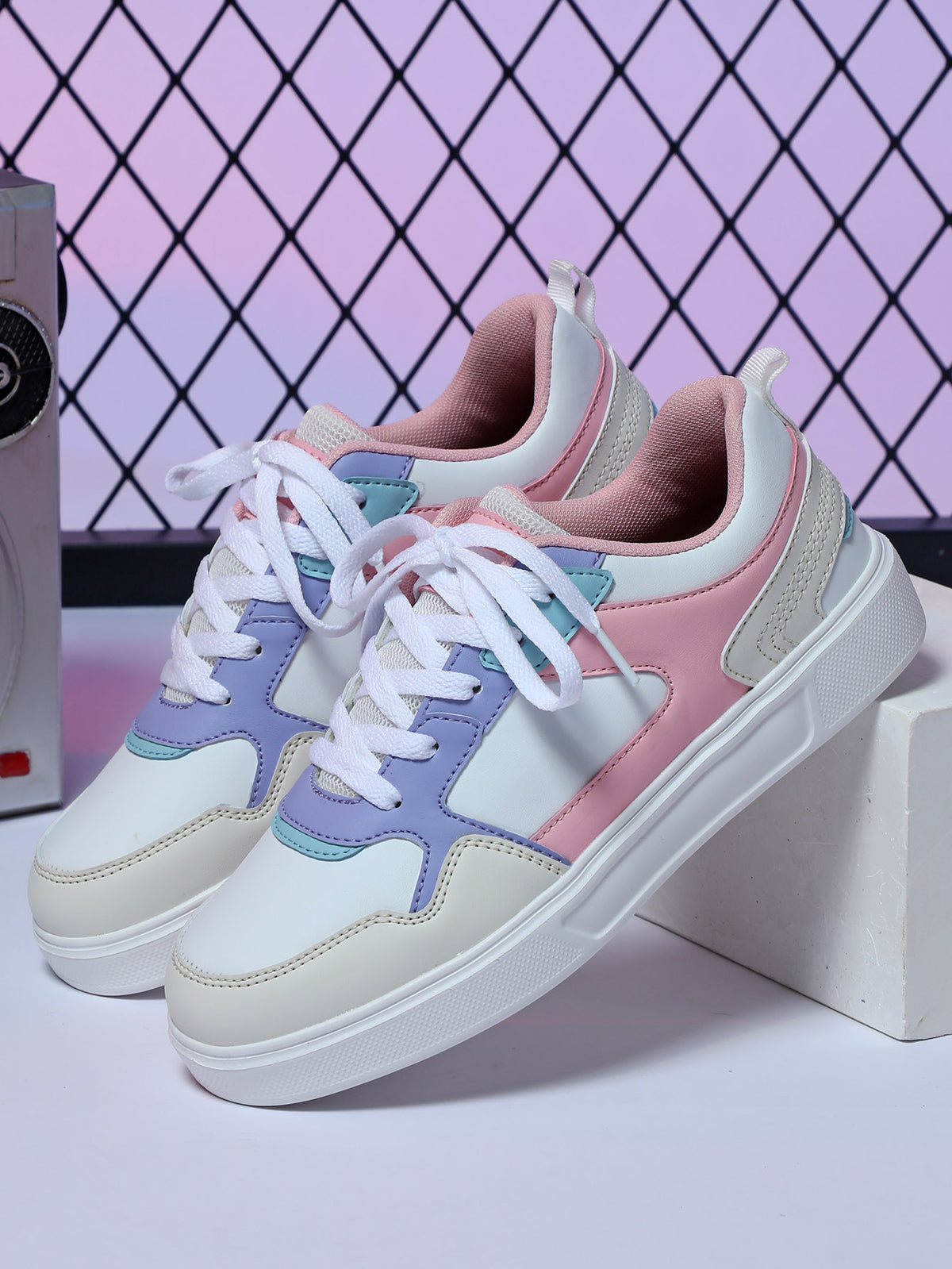 Color-blocked Women's Sneakers