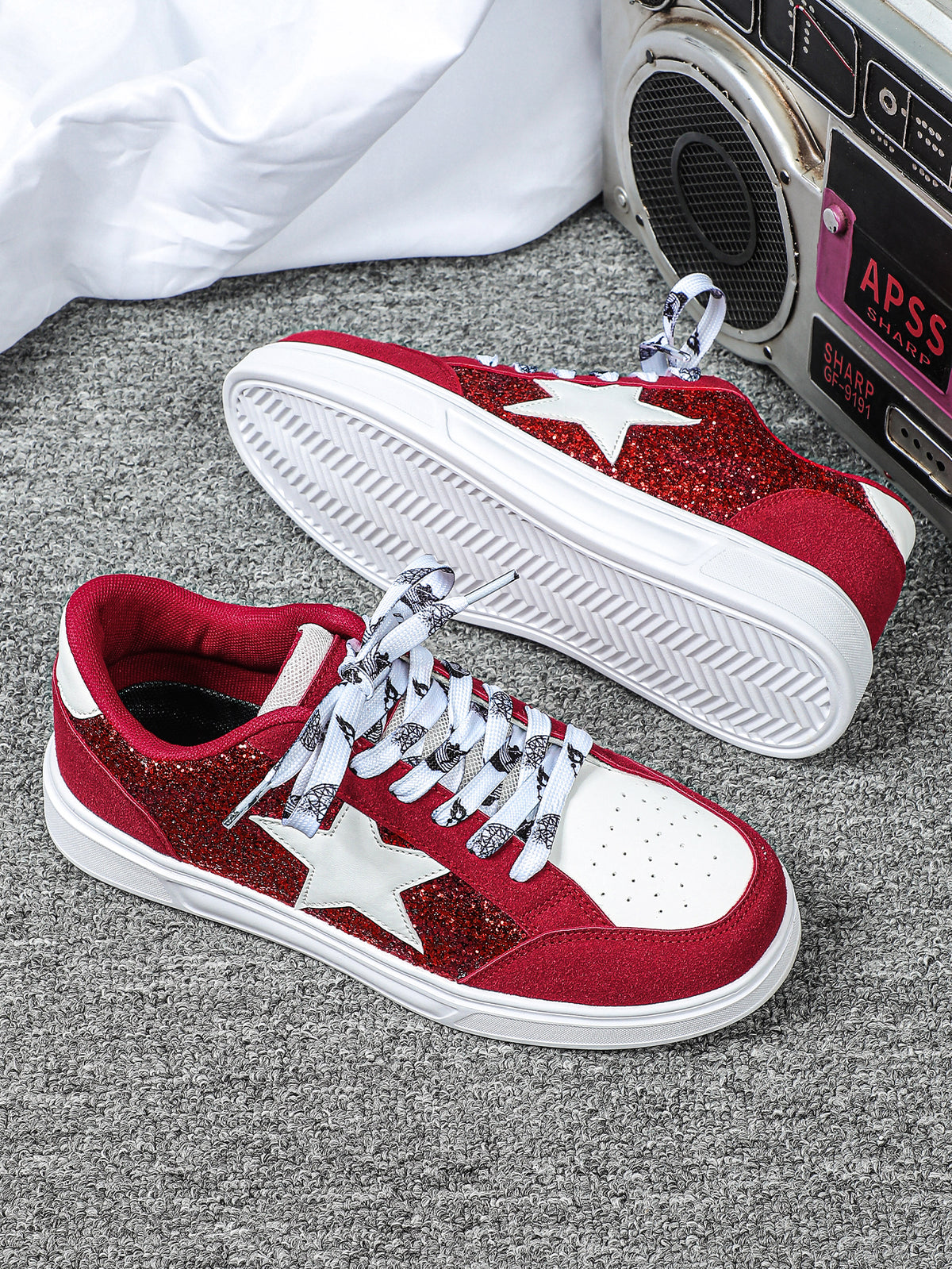 Women's Sneakers With Five-pointed Star Sequins