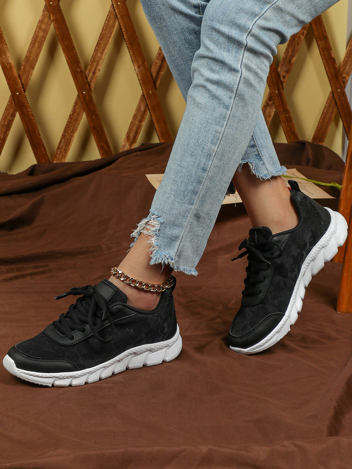 Floral Mesh Women's Casual Sneakers