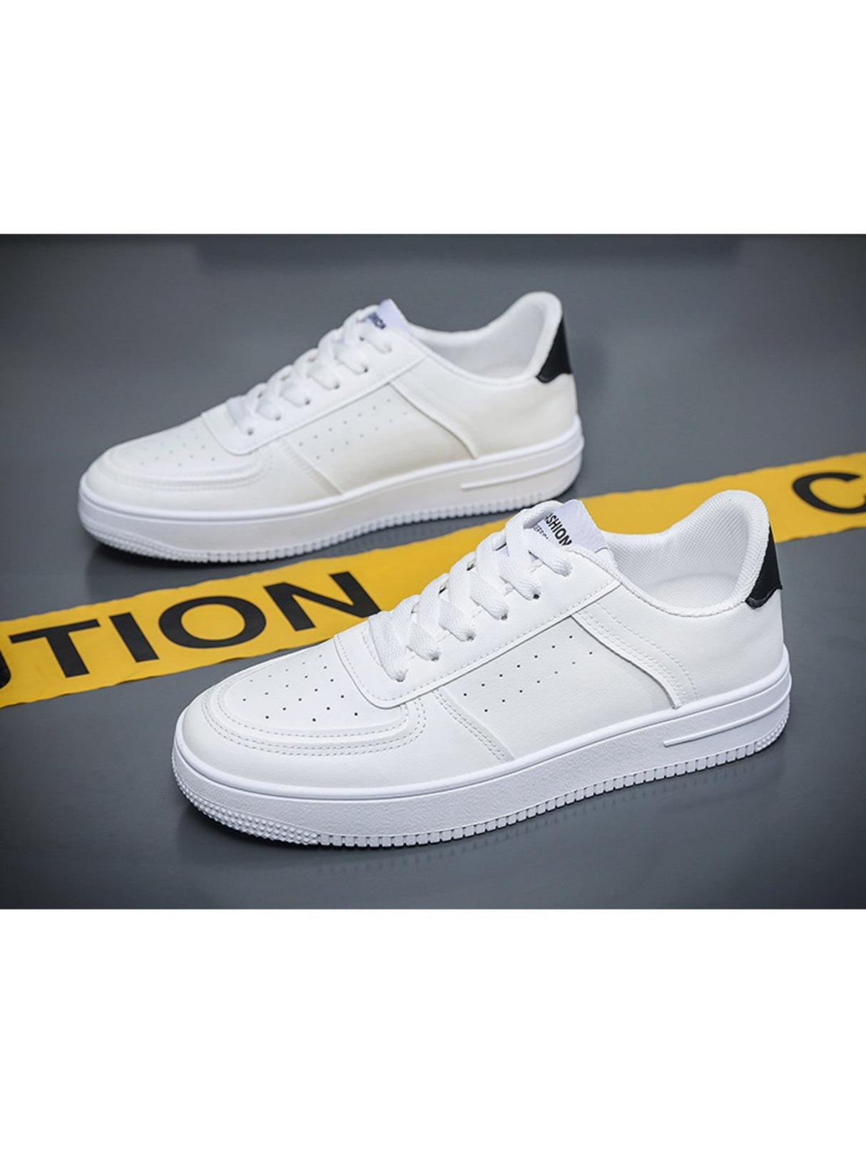 Liber All-season Men's Casual Sneakers
