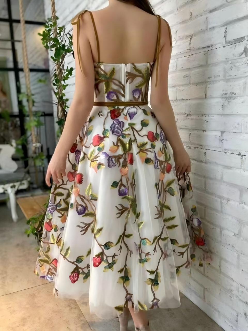 White 3D Flower Embroidery Mesh Off-shoulder Strapless Top Maxi Dresses