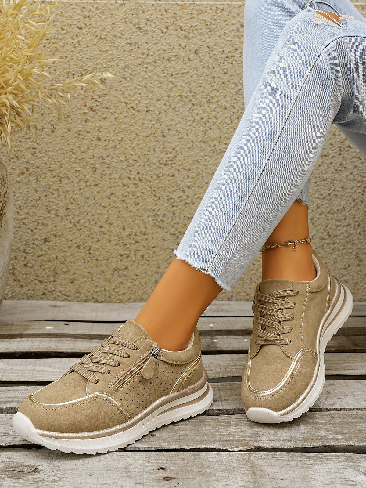Side Zipper Breathable Athletic Shoes