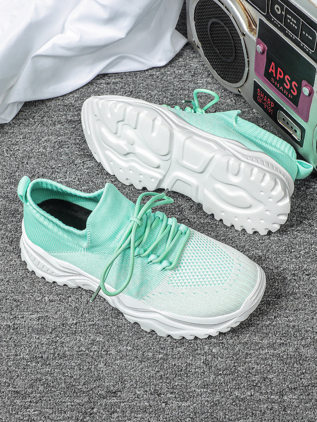 Color-blocked Unisex Casual Sneakers