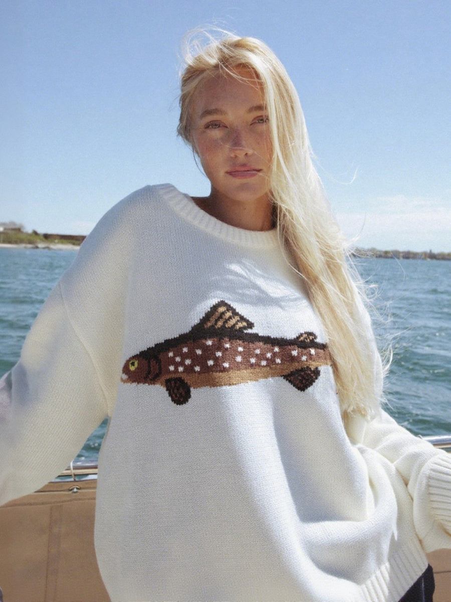 Contrasting colors Fish Sweaters