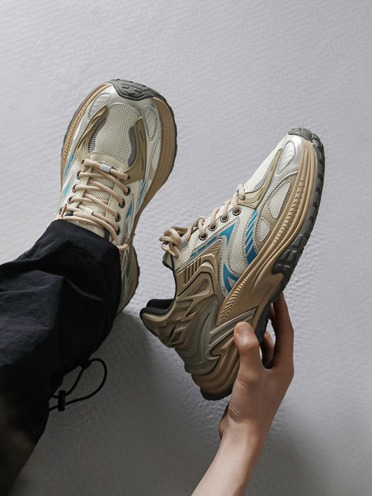 Color-blocked Platform Sneakers