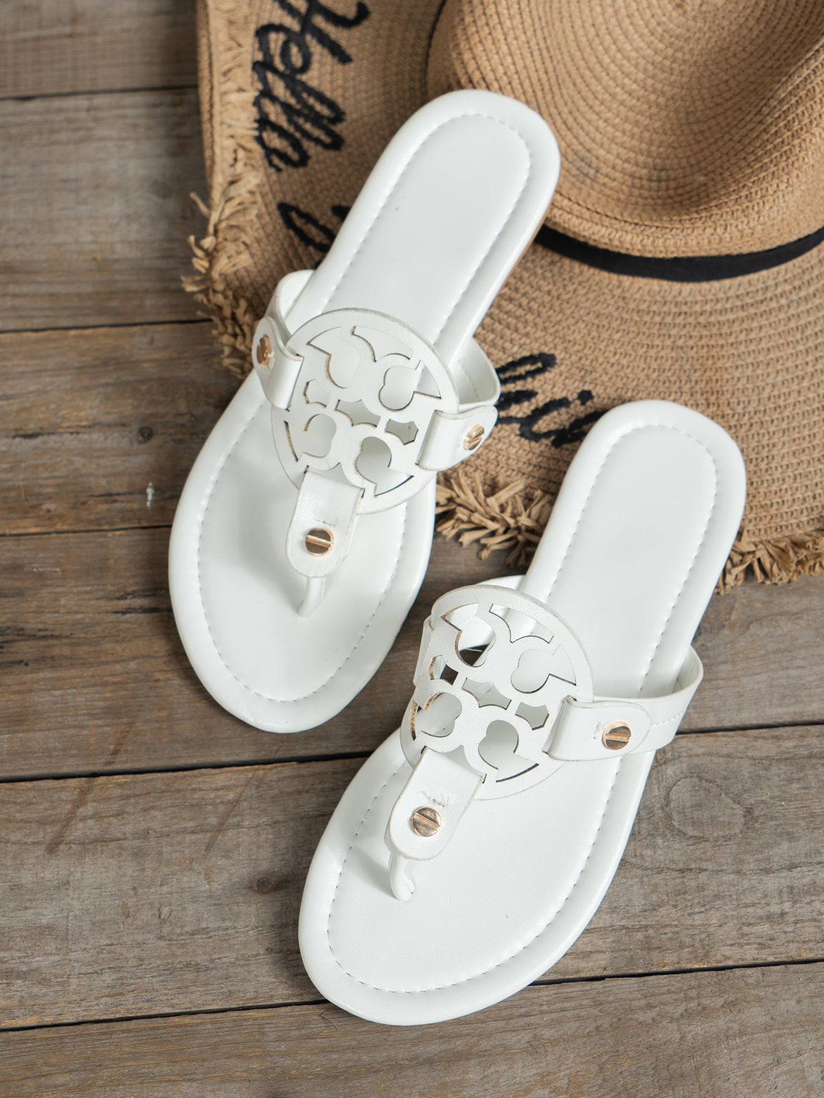 Flat Roman Flip-flops