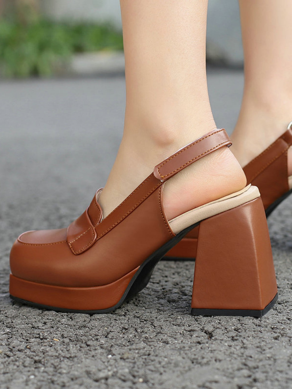 Platform Chunky Heels With Open Back