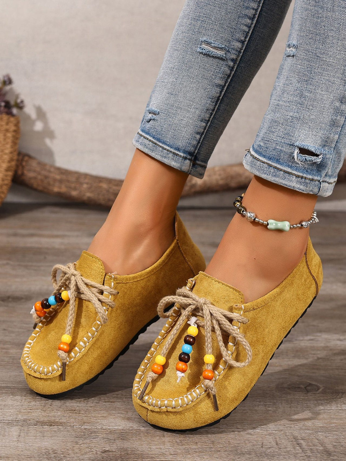 Lace-up Beaded Casual Suede Retro Round Toe Flat Shoes
