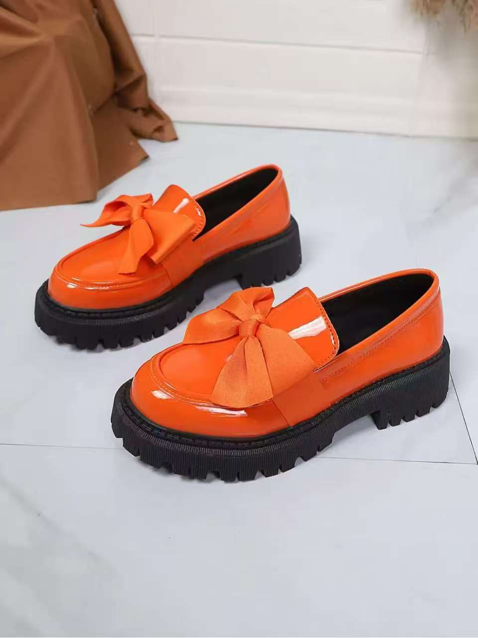 Bow-tie British Style Loafers