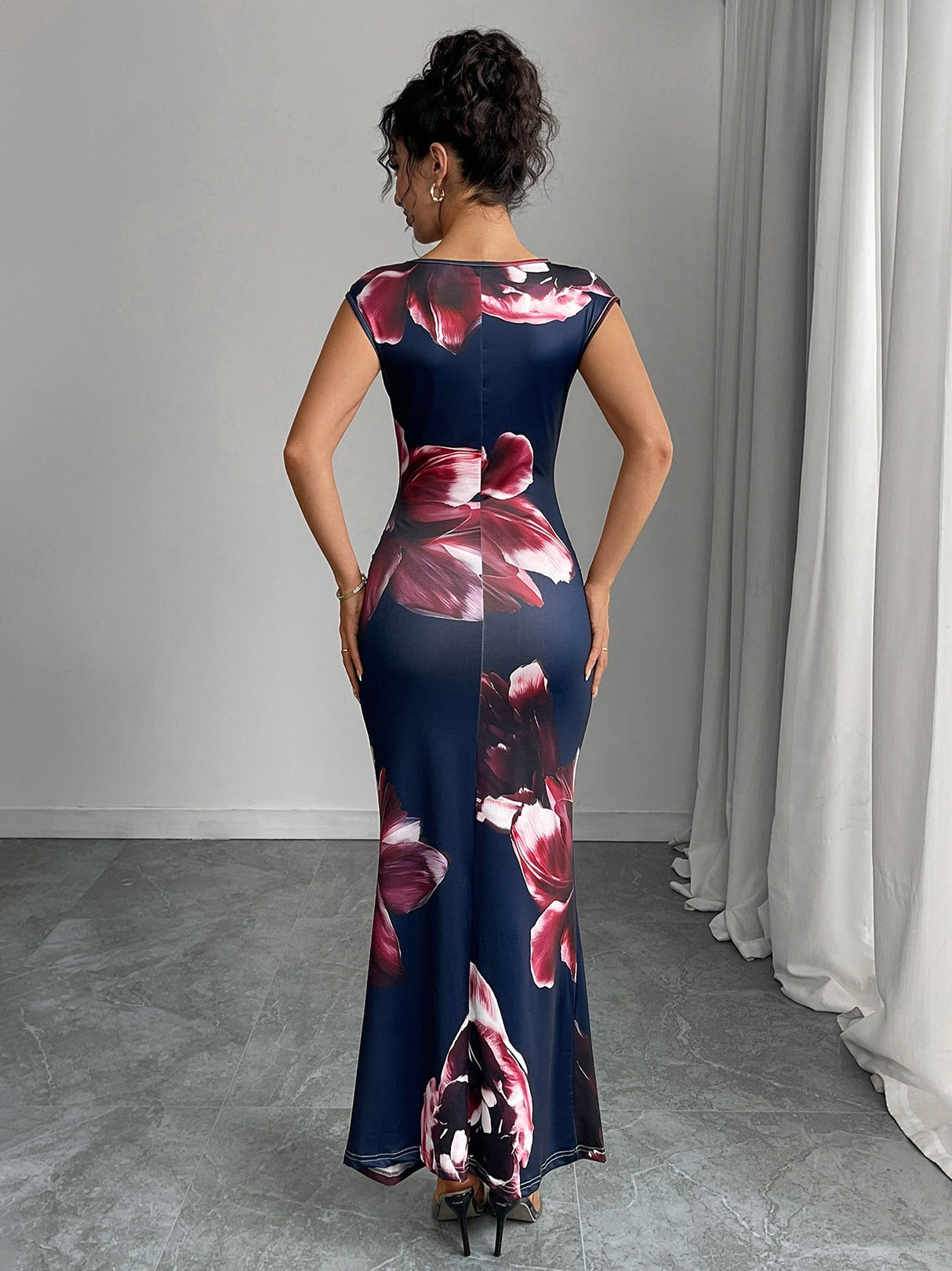 Floral Printed Sleeveless Hip Maxi Dresses