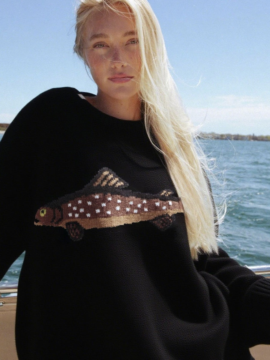 Contrasting colors Fish Sweaters