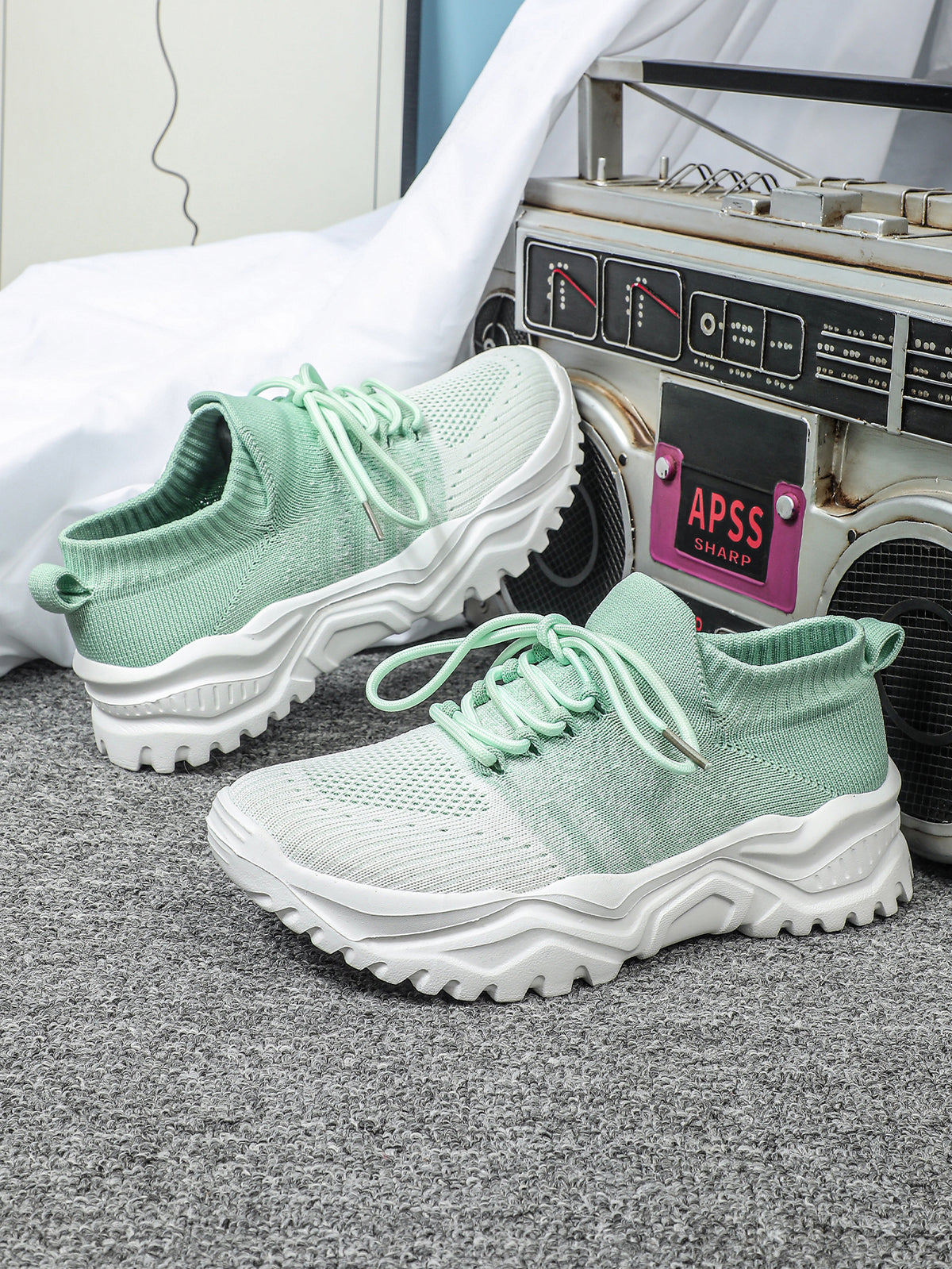 Color-blocked Unisex Casual Sneakers