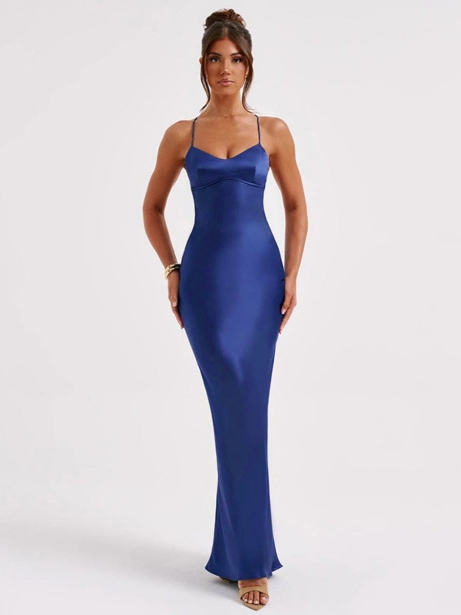 Robe longue dos nu à fines bretelles et liens