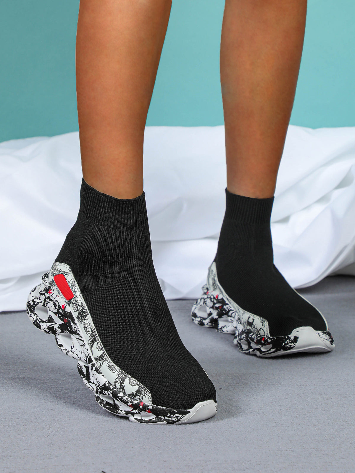 Women's Casual Sneakers With Floral Soles