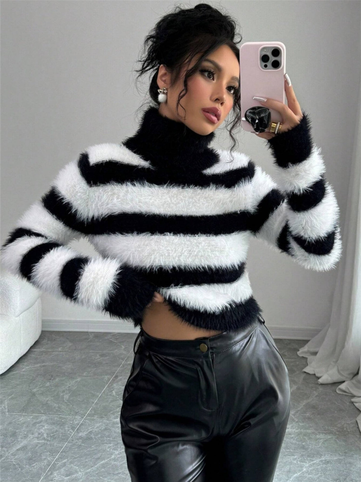 Turtleneck Color-blocked Stripes Knitted Sweater