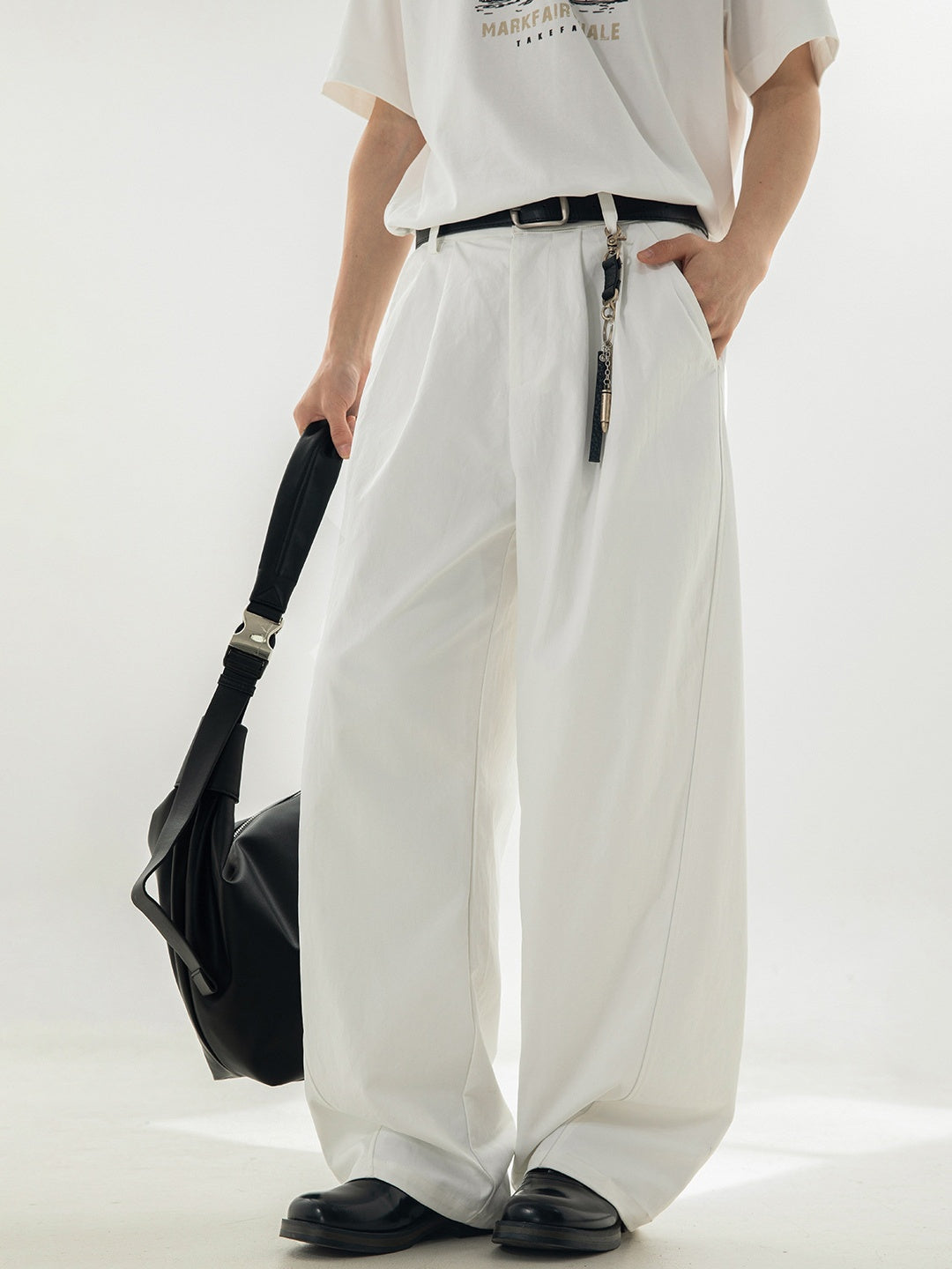 Segmentation Gathering Loose-fit Straight-fit Pants