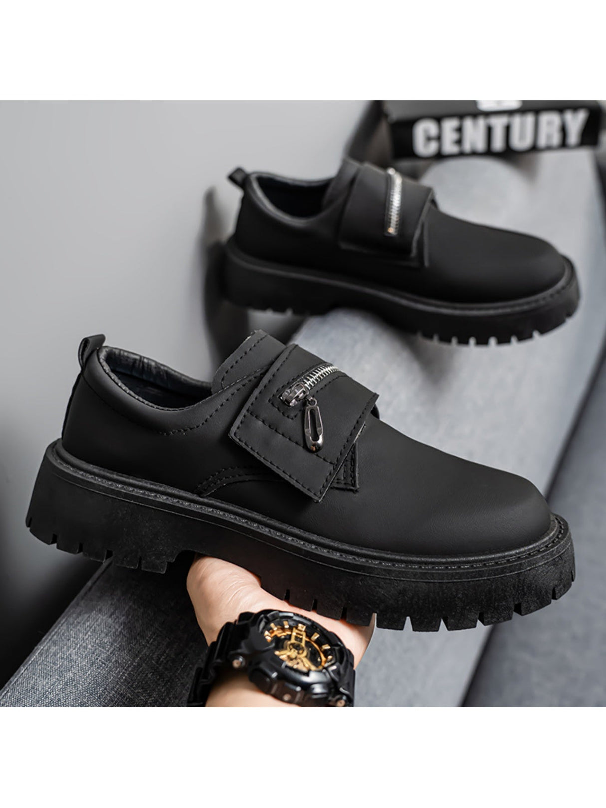 Liber Four Seasons Men's Zipper Flats