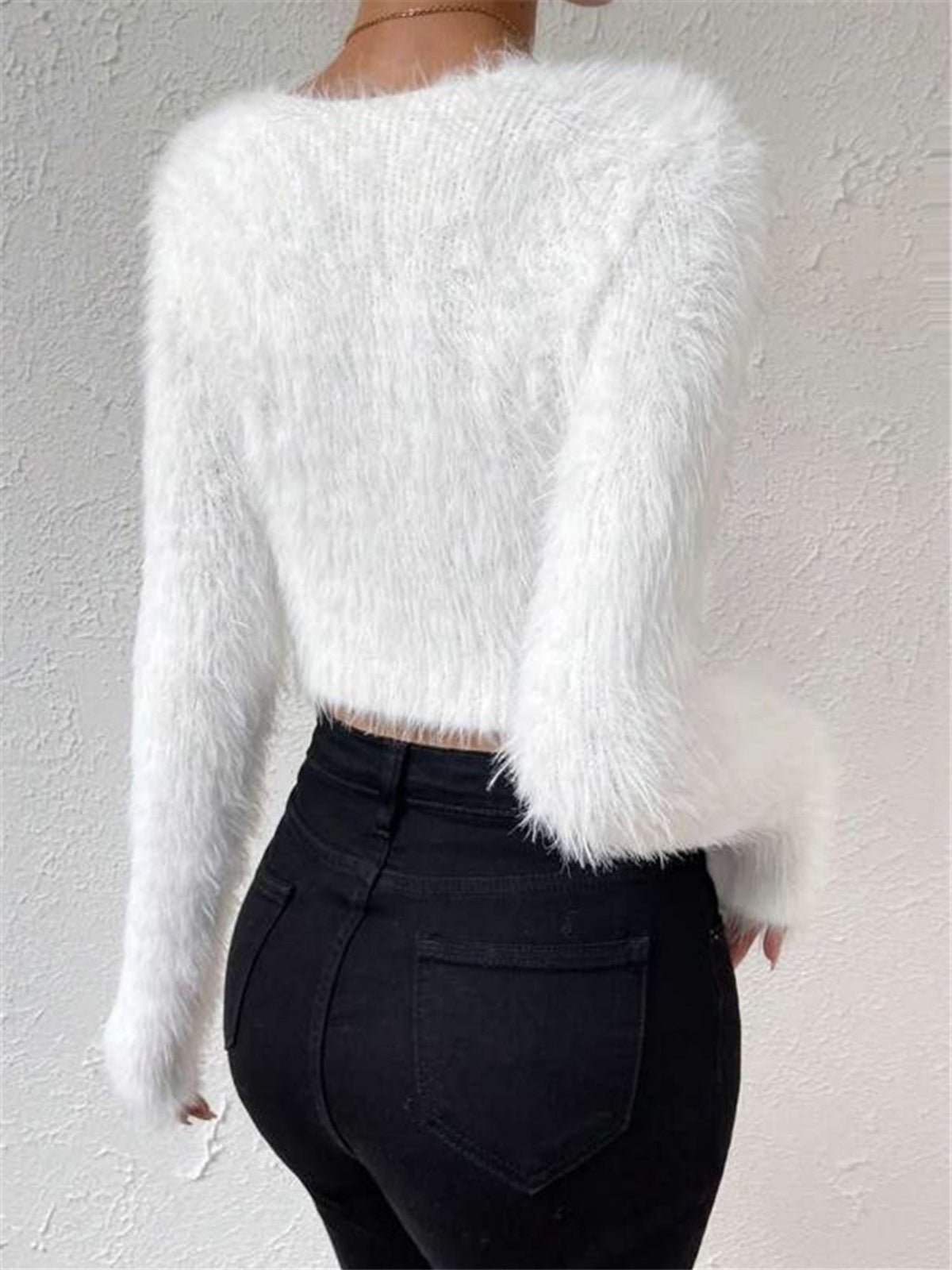 Plüsch-Kurzpullover mit V-Ausschnitt