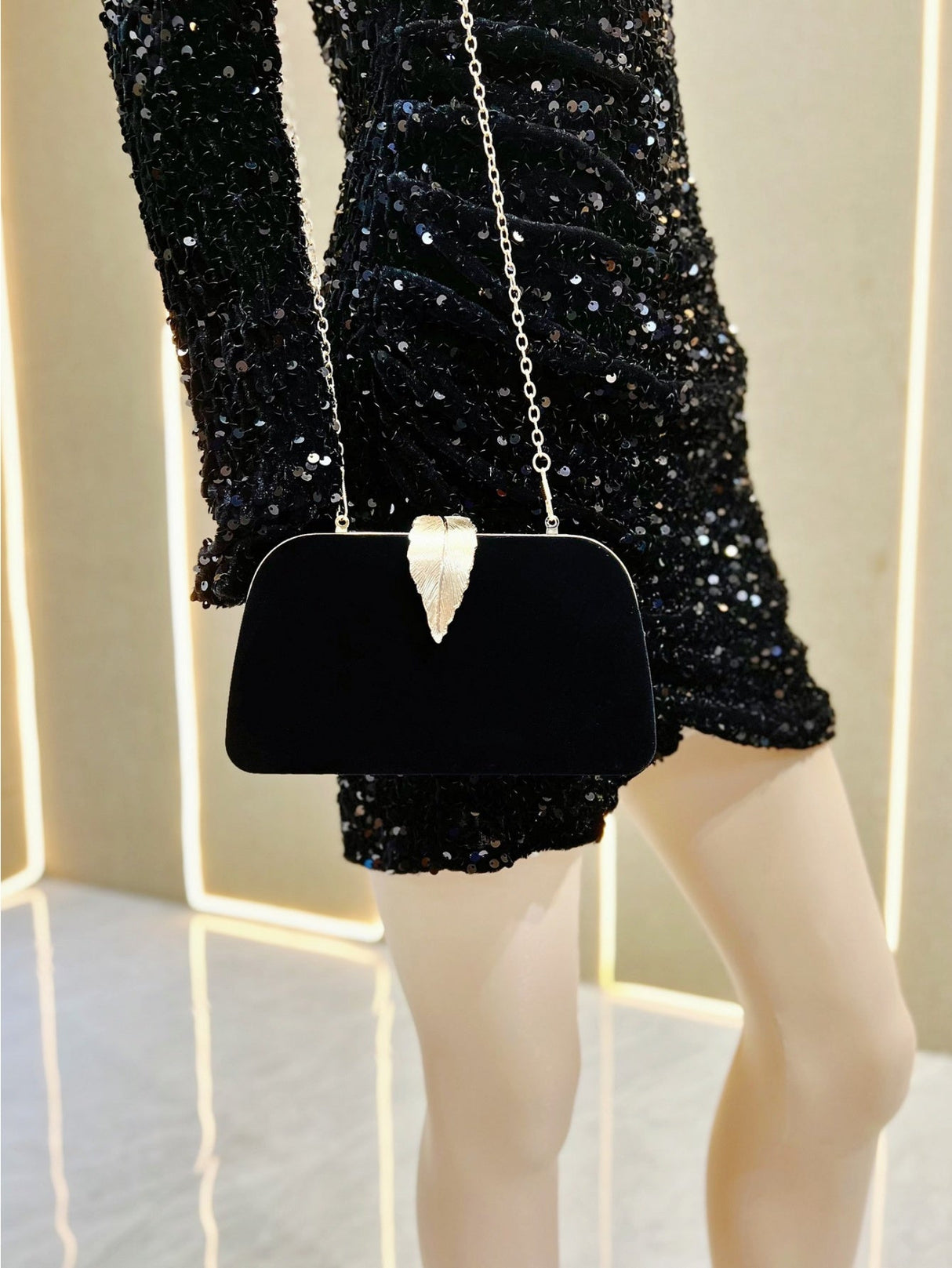 Liber Four Seasons ACC Metal Leaf Box Bag