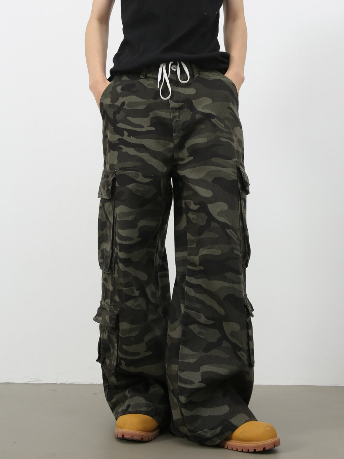 Vibe Camouflage Straight-fit Loose-fit Jeans