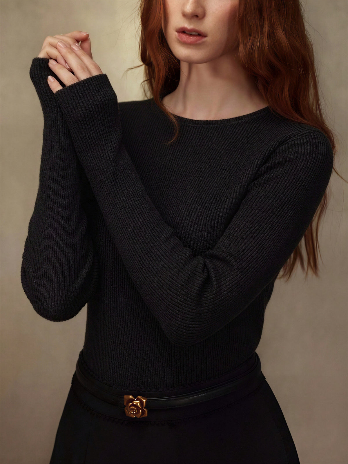 One-piece Seamless Crew Neck Pullover Sweater