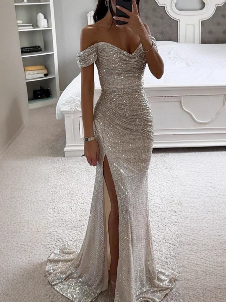 Robes maxi plissées à sequins, col asymétrique et fente