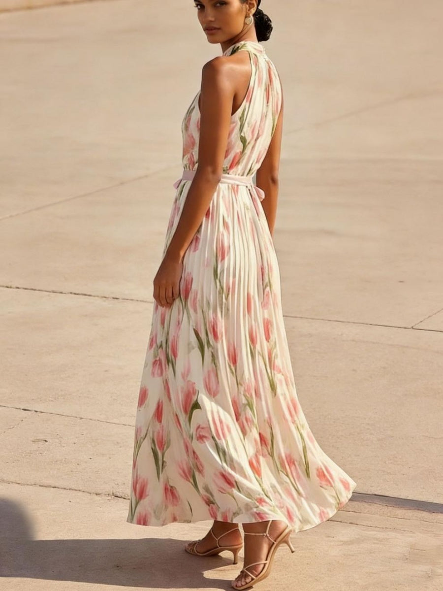 Elegant Maxi Dress With Halter Neck And Floral Print, European And American Vacation Style.