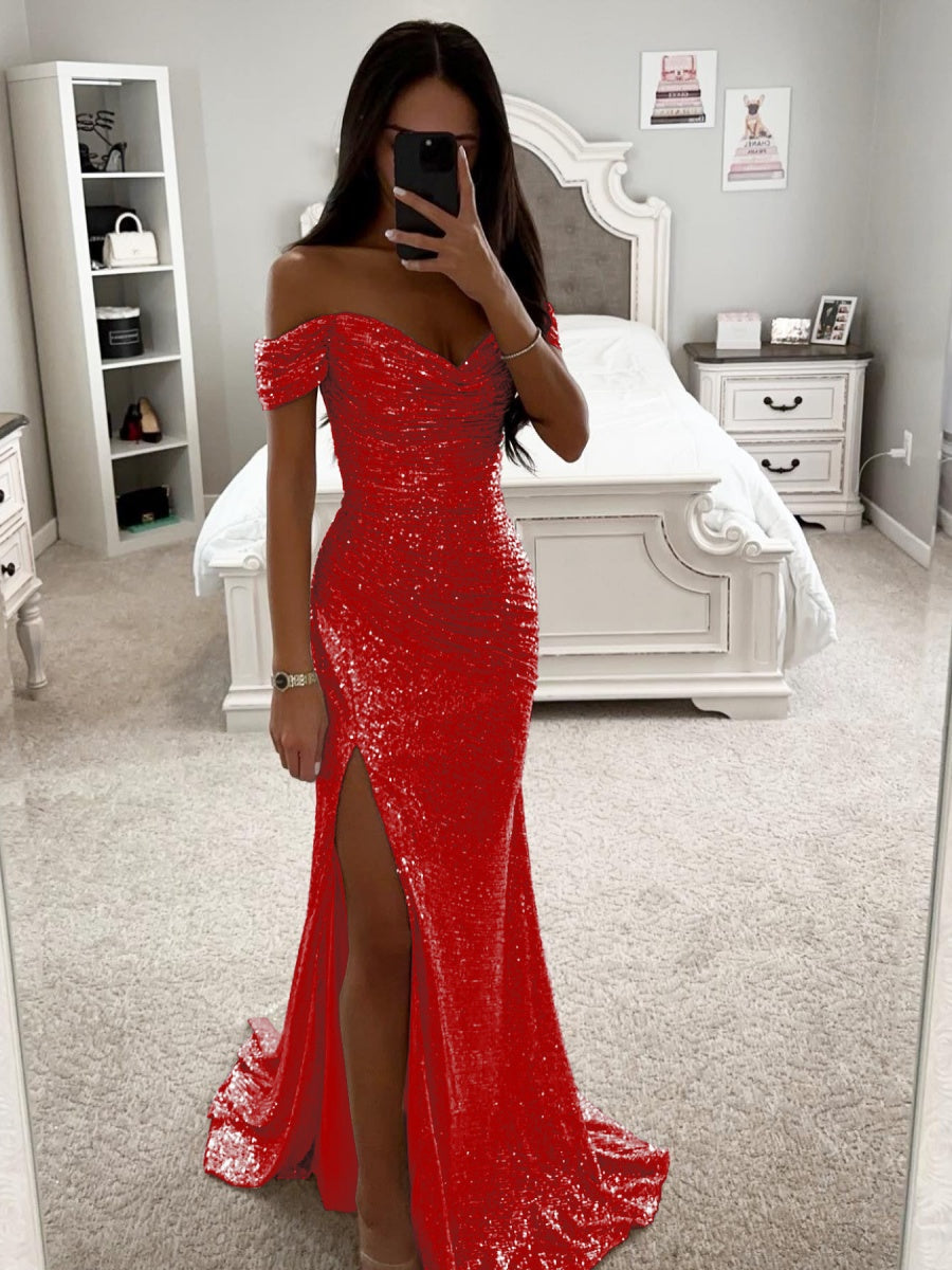 Robes maxi plissées à sequins, col asymétrique et fente