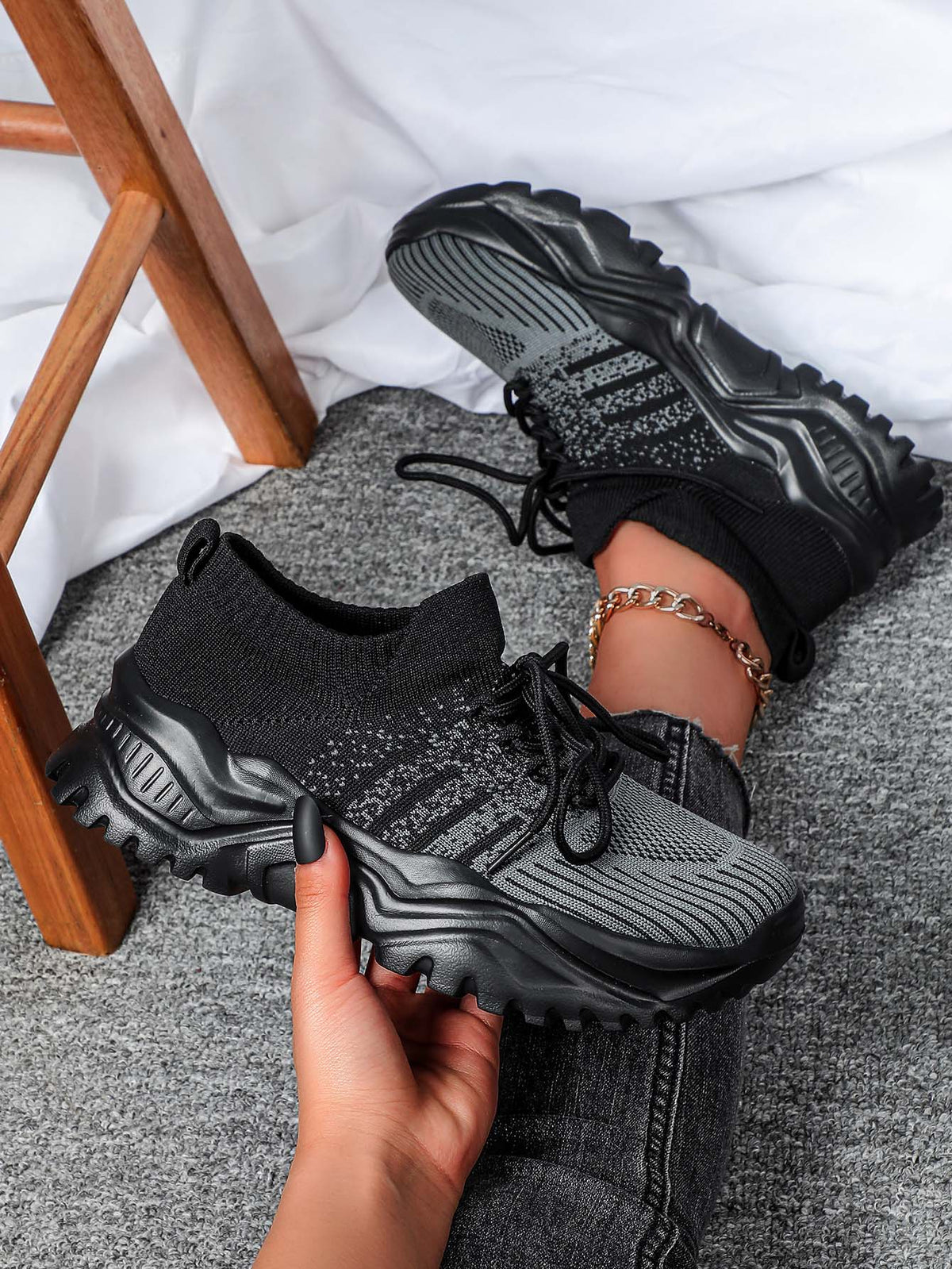 Color-blocked Unisex Casual Sneakers