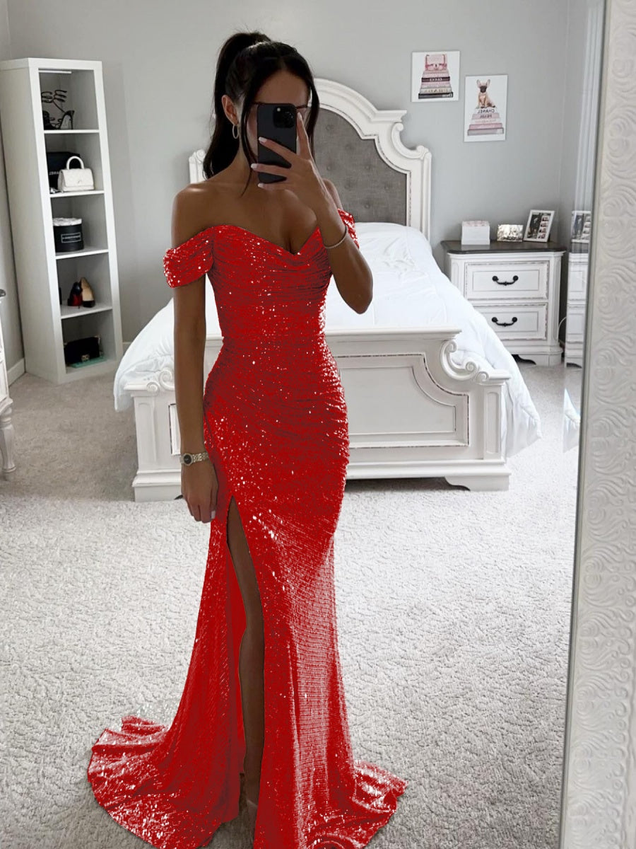 Robes maxi plissées à sequins, col asymétrique et fente
