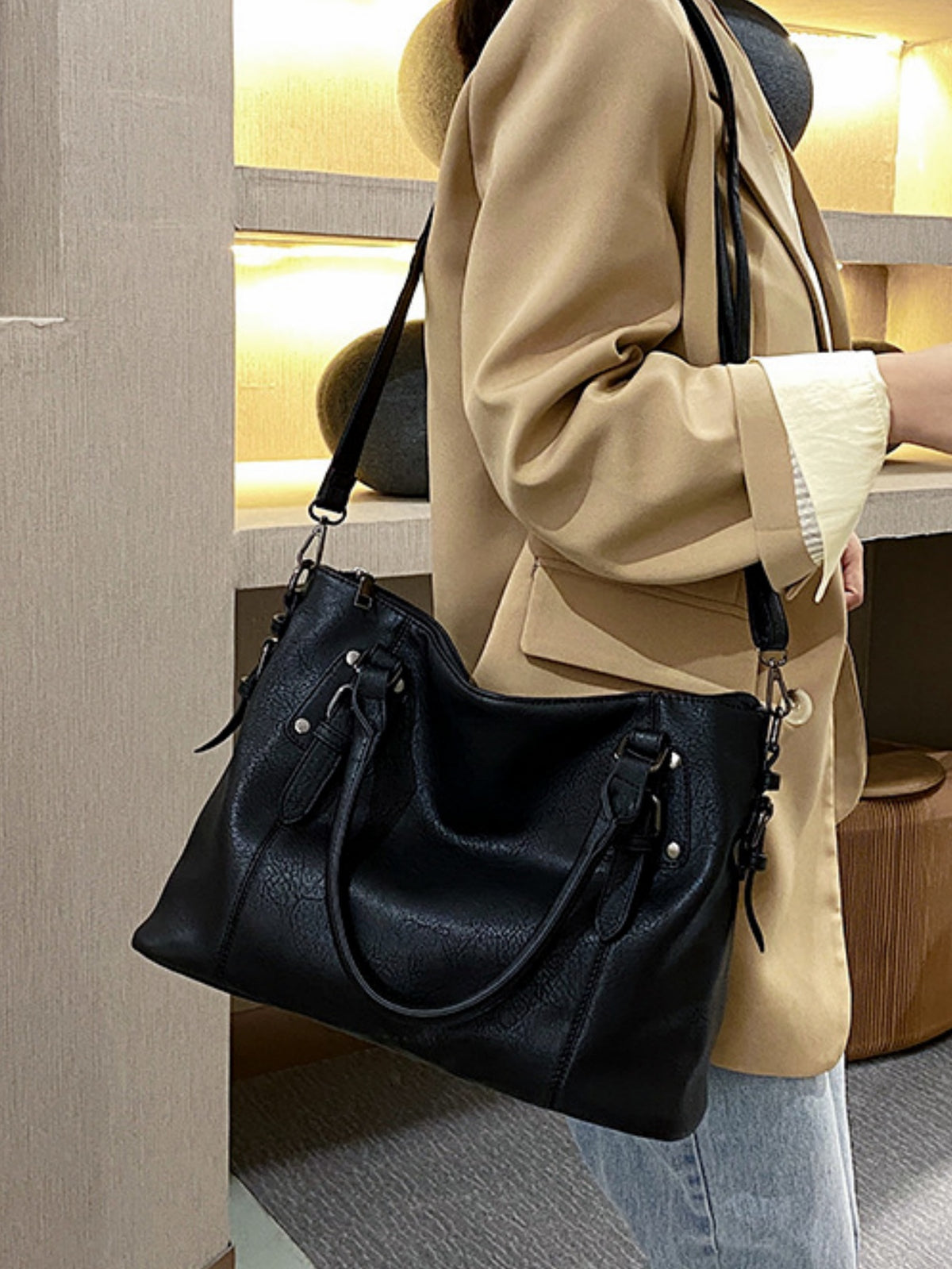 Stylish Retro Minimalist Large Capacity Handbag