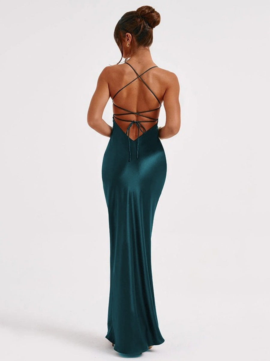 Robe longue dos nu à fines bretelles et liens