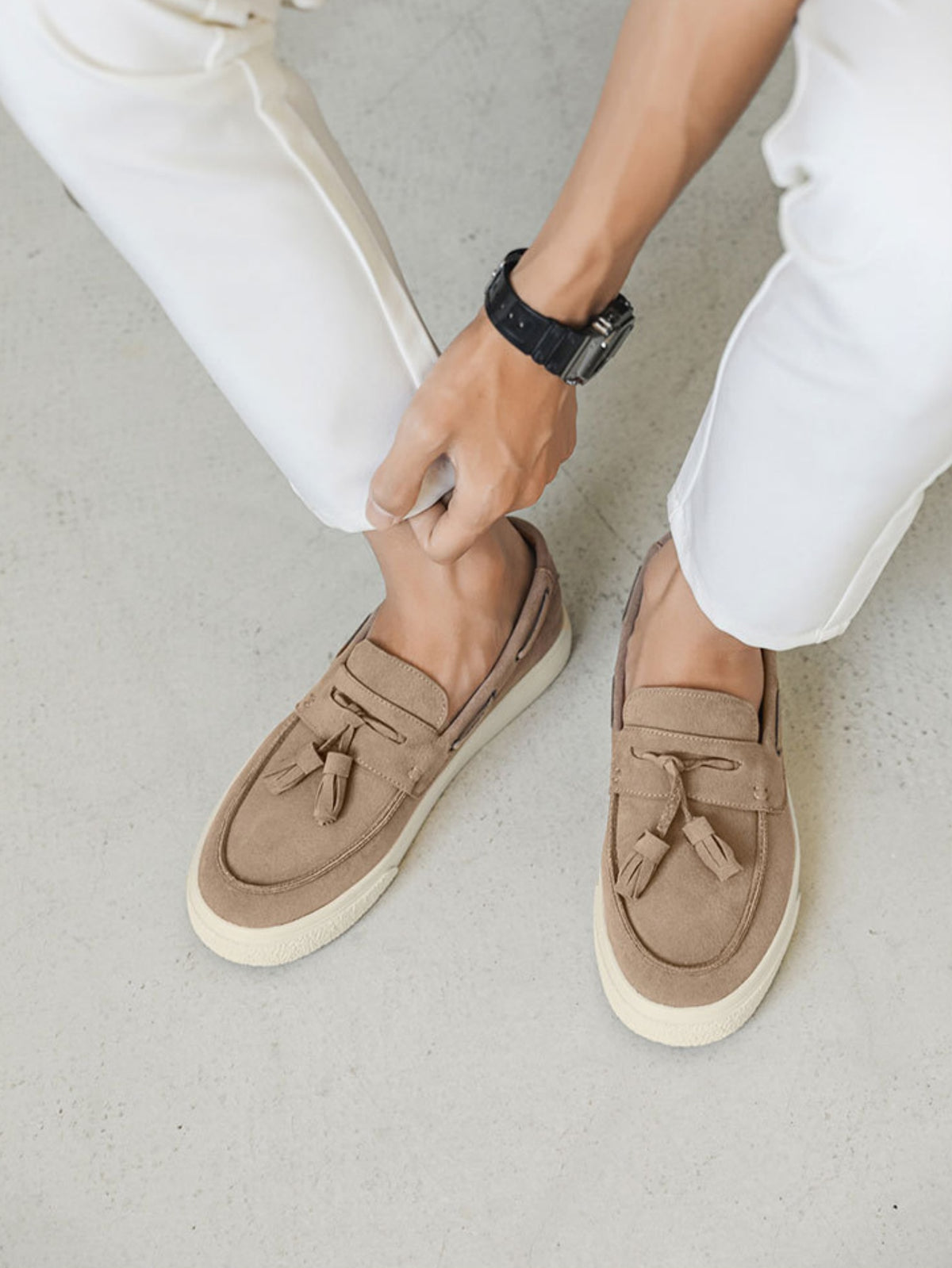 Color-blocked Tassel Slip-on Loafers