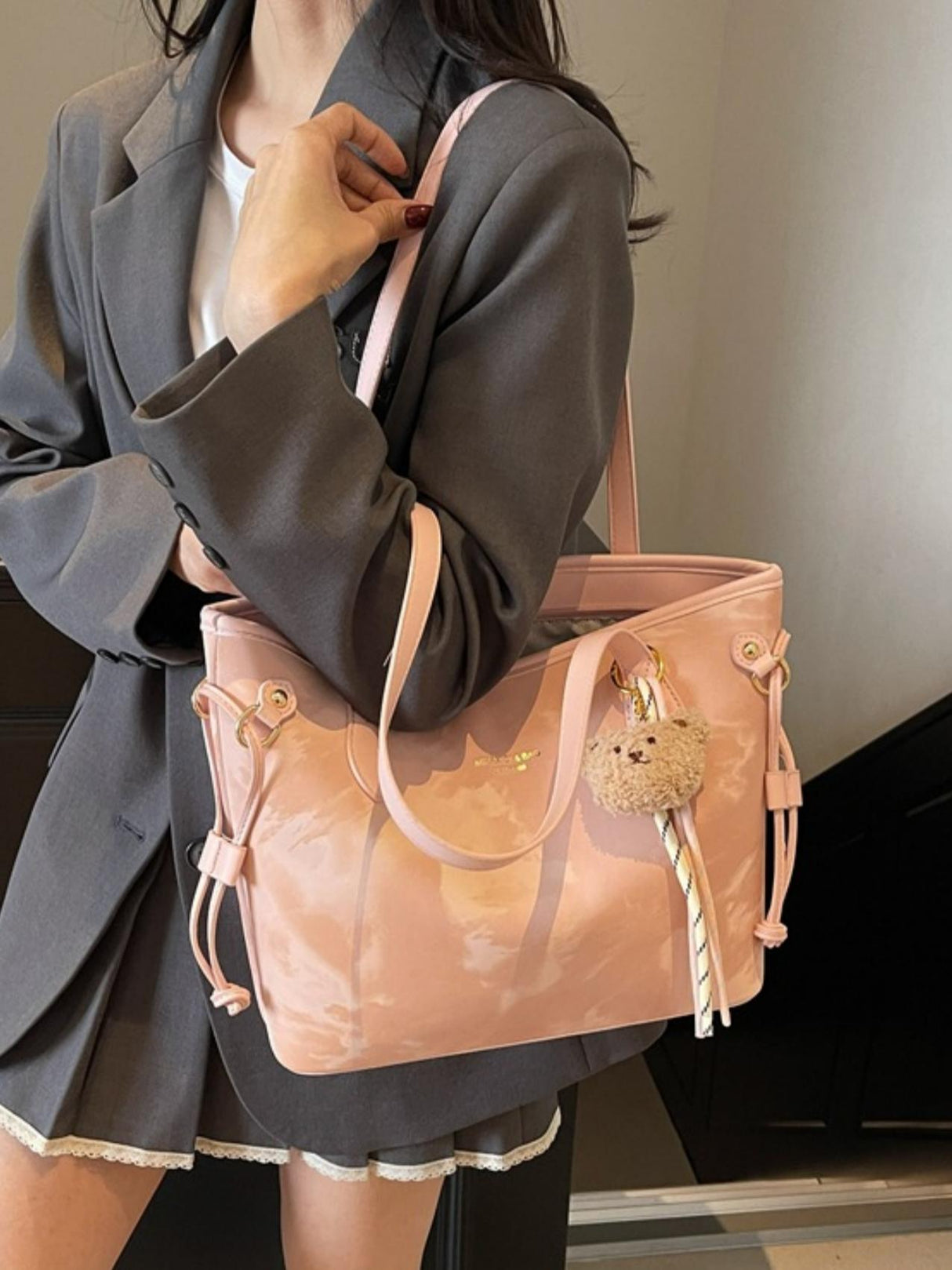 Large Capacity Stylish And Fresh Tote Bag