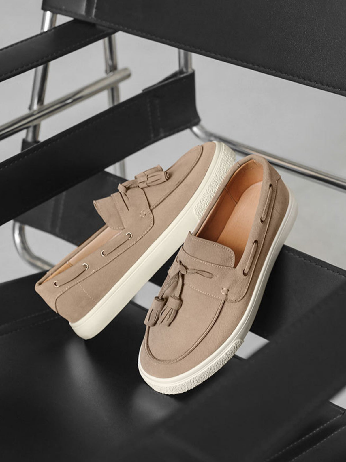 Color-blocked Tassel Slip-on Loafers