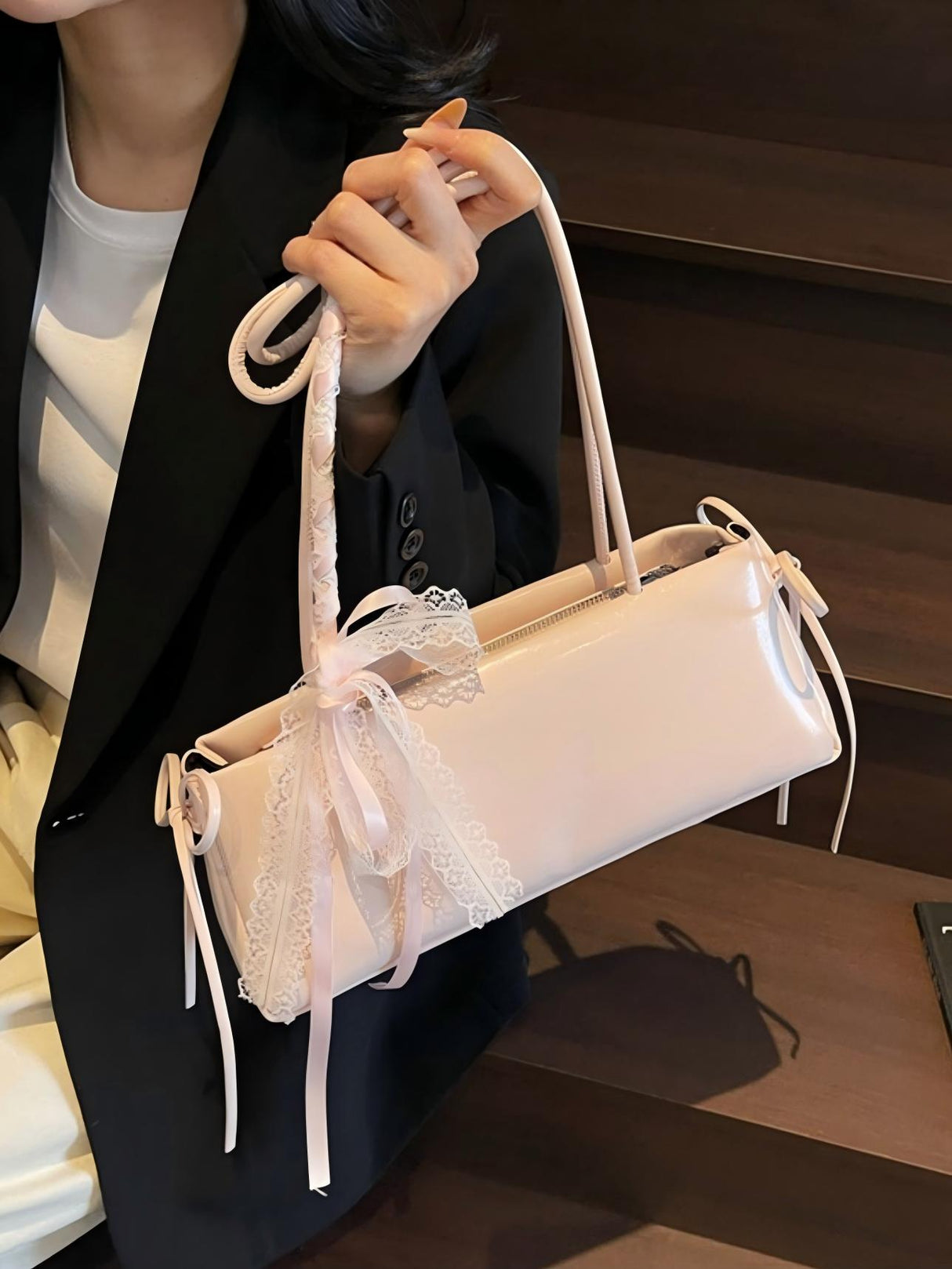Simple Ballet-style Baguette Shoulder Bag