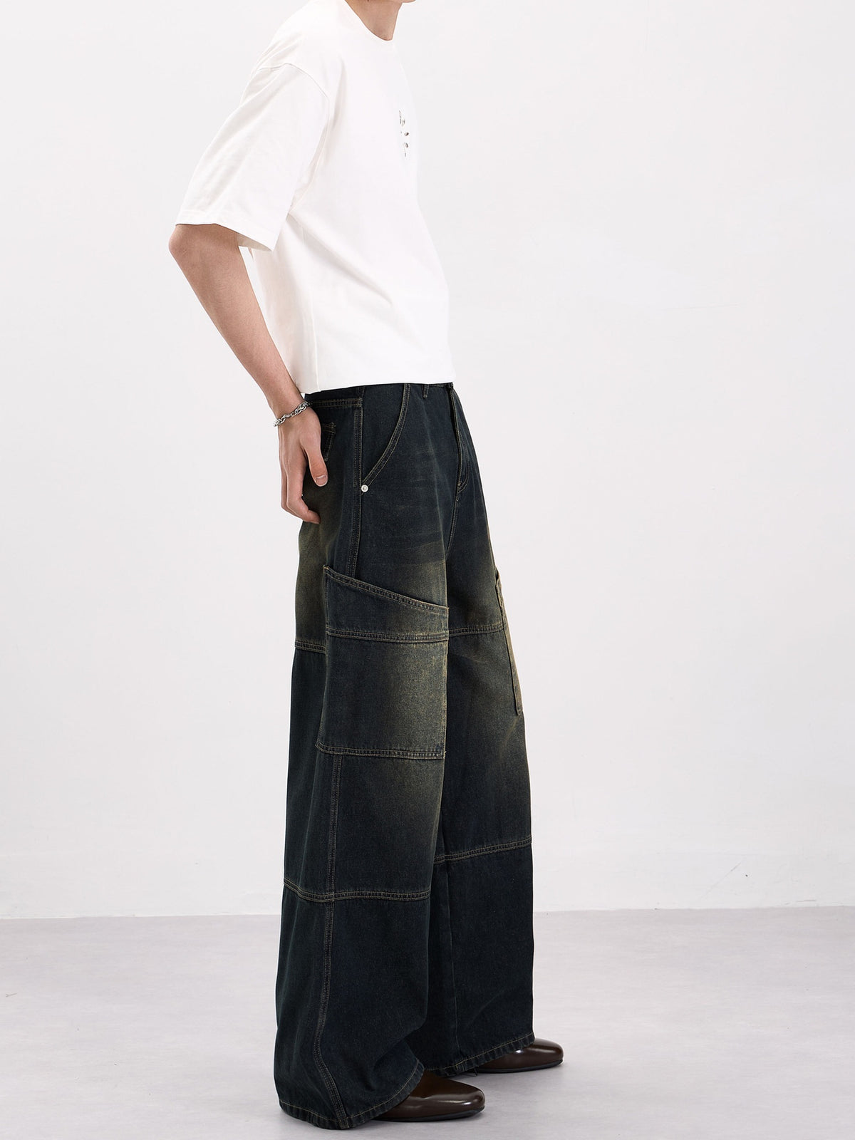 Distressed Washed Big Pocket Wide-leg Straight-fit Jeans