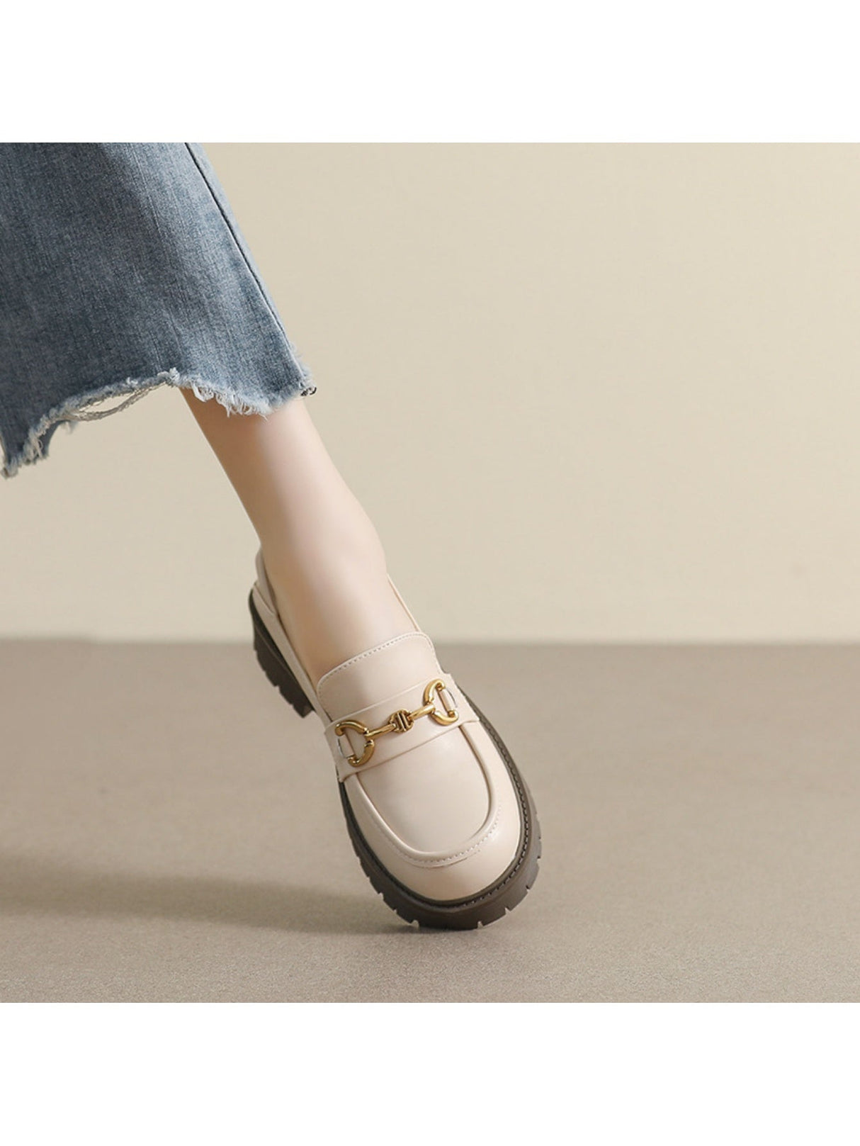 Liber Spring and Autumn Thick-soled Metal Buckle Women's Loafers