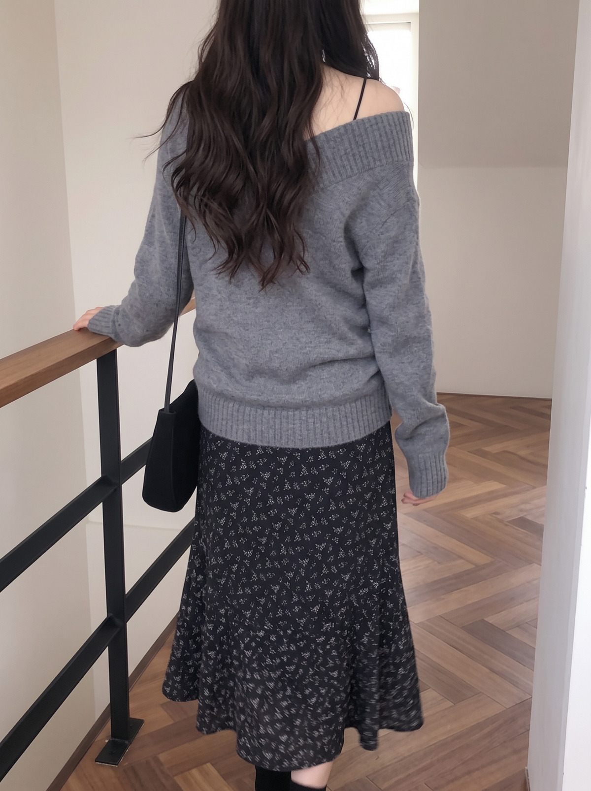 Slim-fitting Knit Sweater