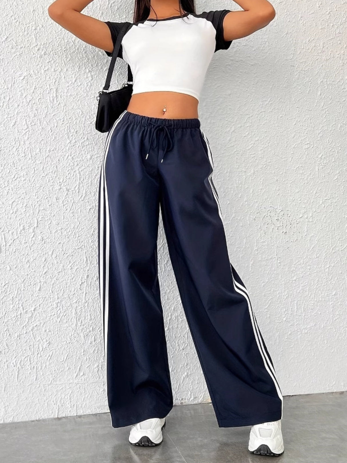 Side Stripes Elastic Waist Drawstring High Waist Casual Straight-leg Sports Trousers
