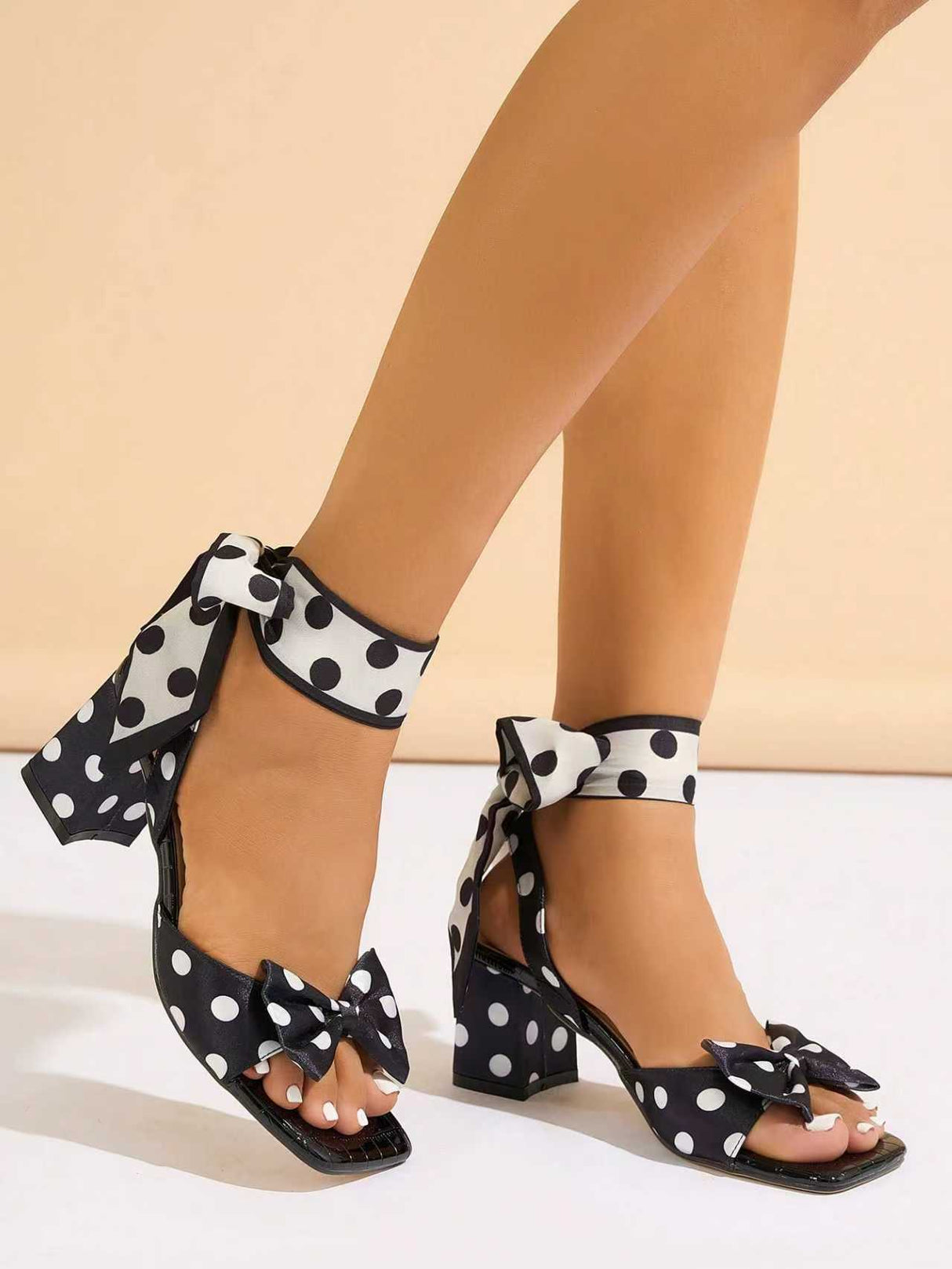 Black And White Polka Dot Bow Strap High-heeled Sandals